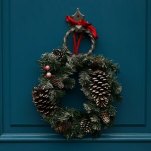 green and brown christmas wreath